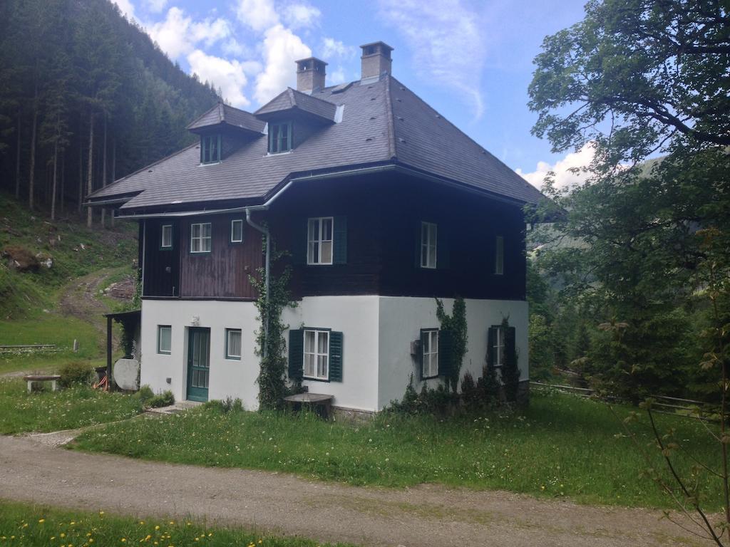 Waldhaus Ahornau Chalet Schladming Ruang foto